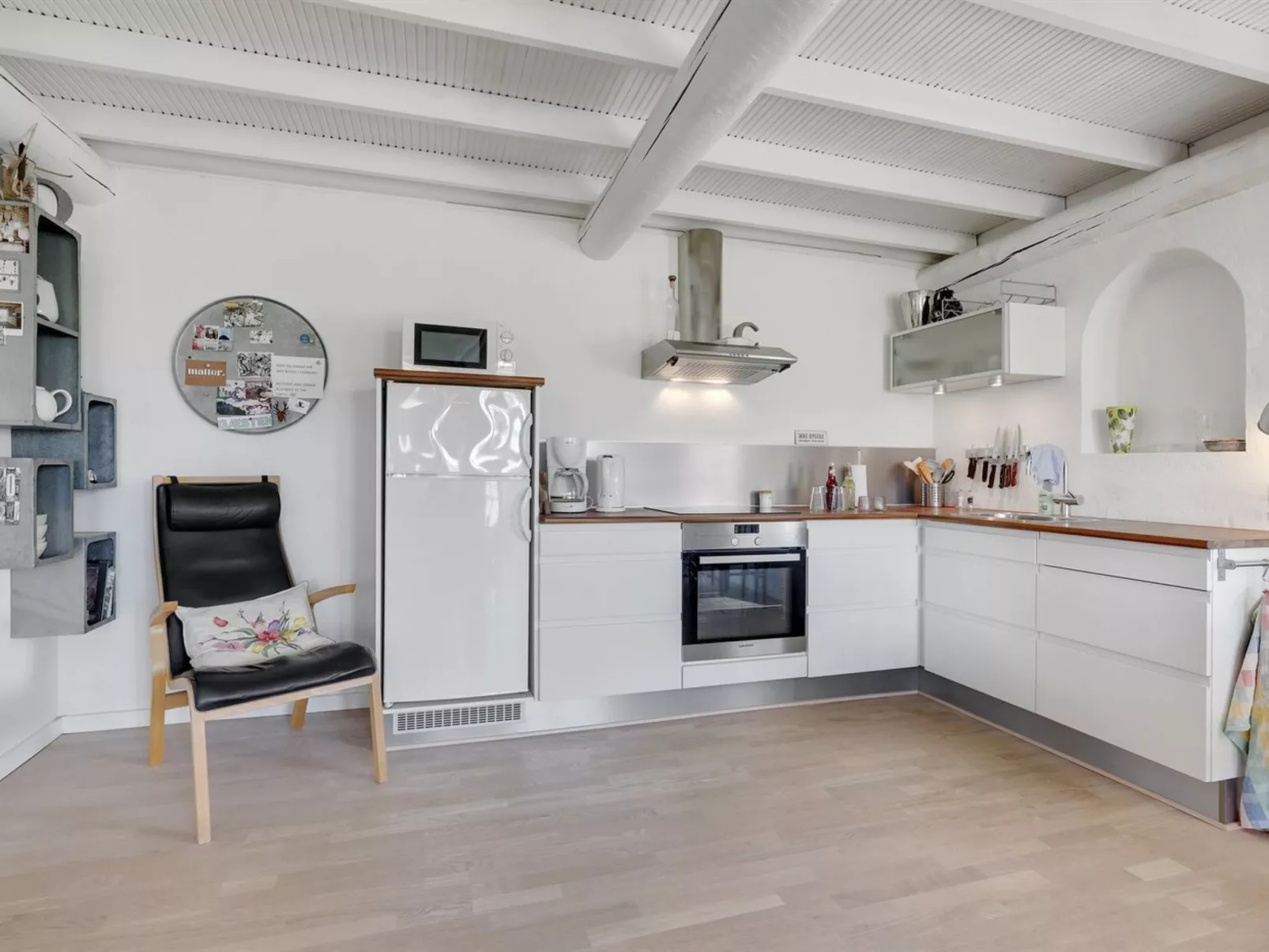 "Antine" - 6km from the sea-Drinnen