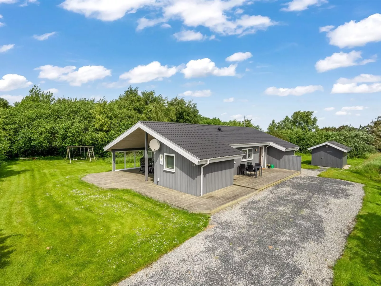 "Karlsefni" - 600m to the fjord-Outside