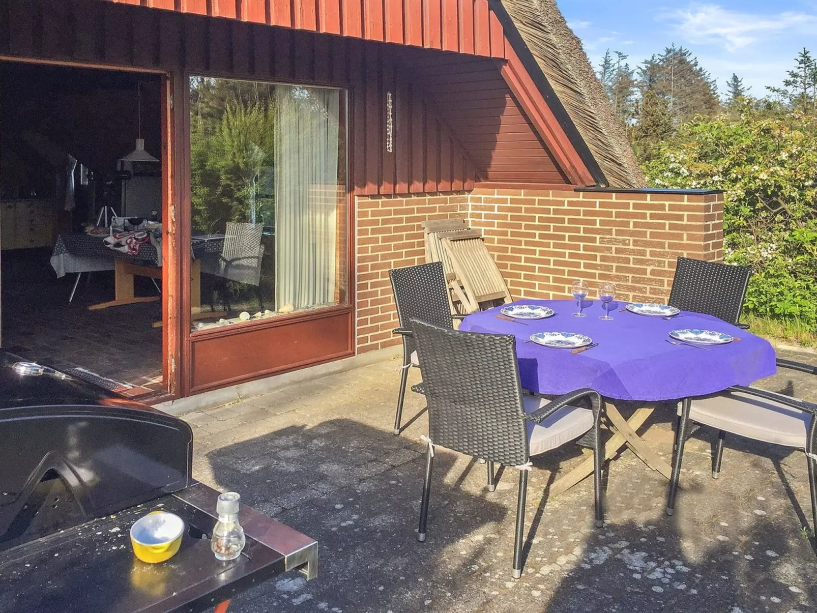 "Ilva" - 300m to the fjord-Outside