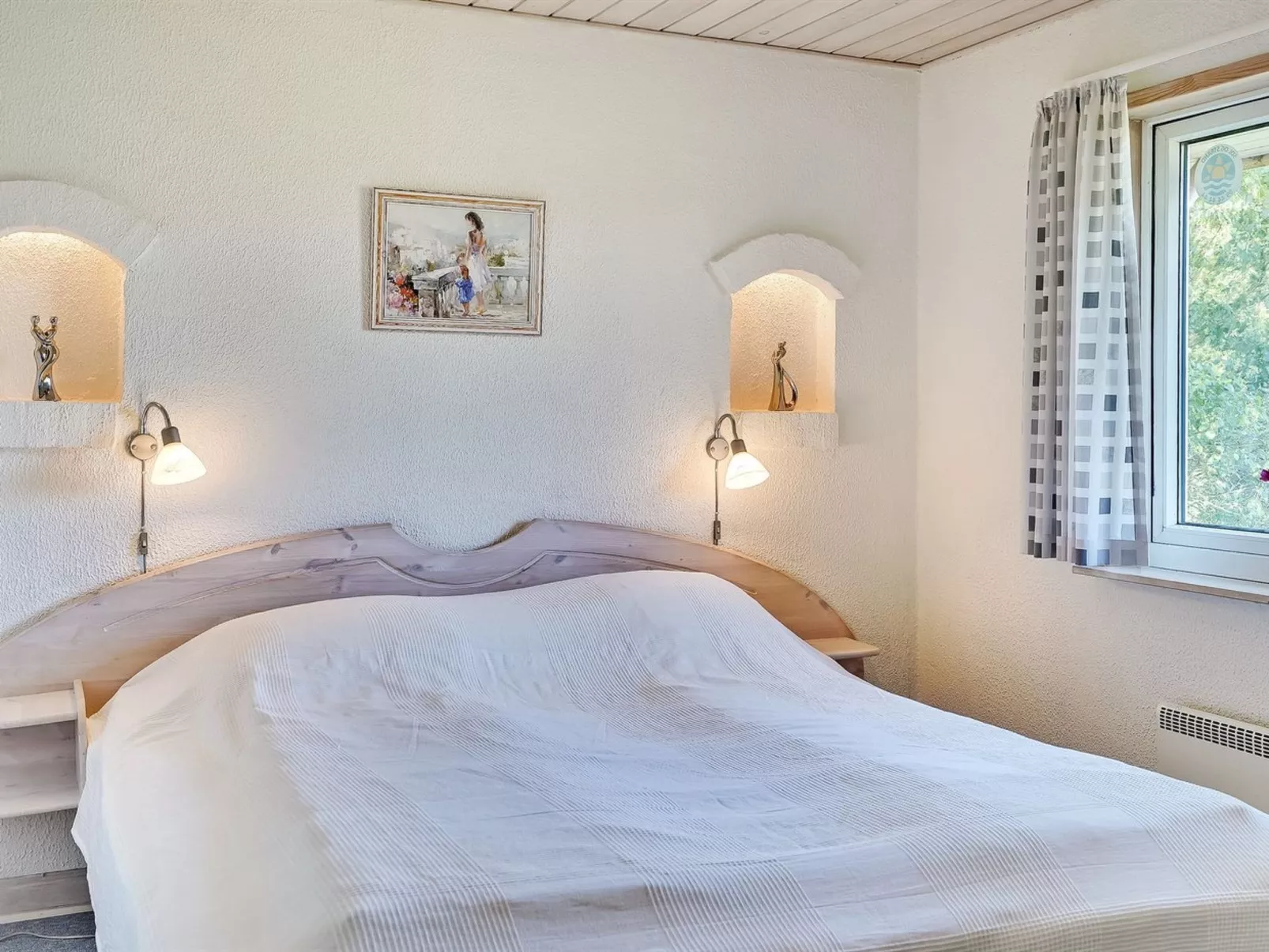 "Aurelia" - 500m to the fjord-Drinnen