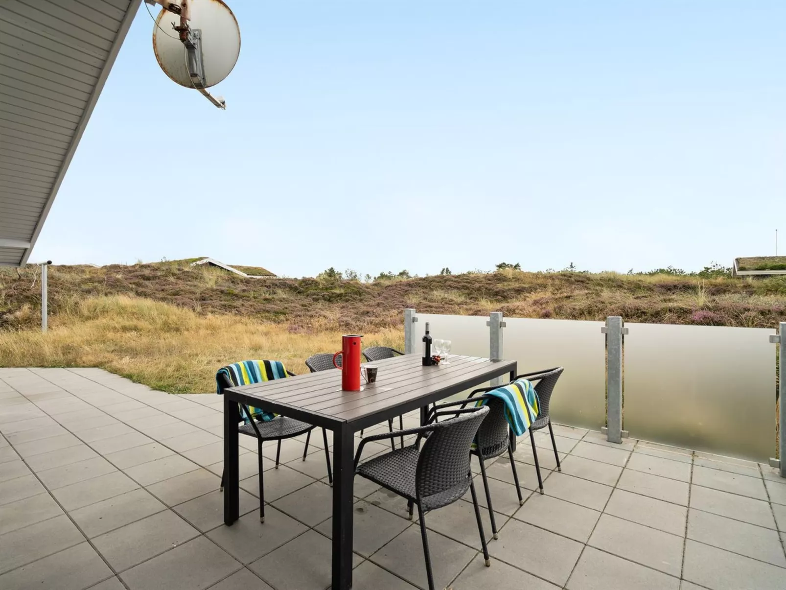 "Tennie" - 300m from the sea-Draußen