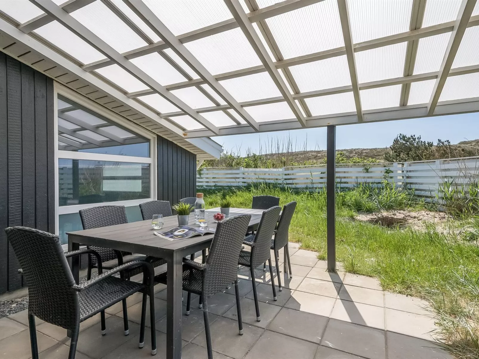 "Saku" - 495m to the fjord-Draußen