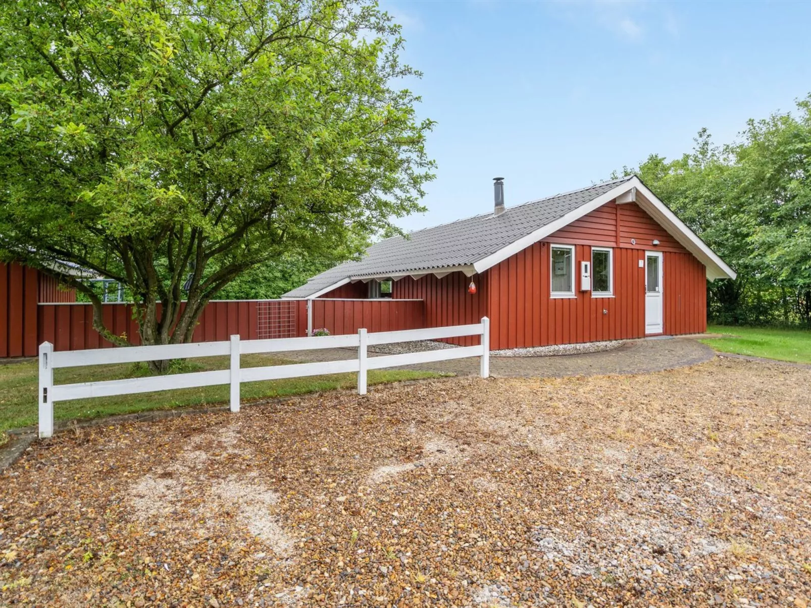 "Danna" - 850m to the fjord-Draußen