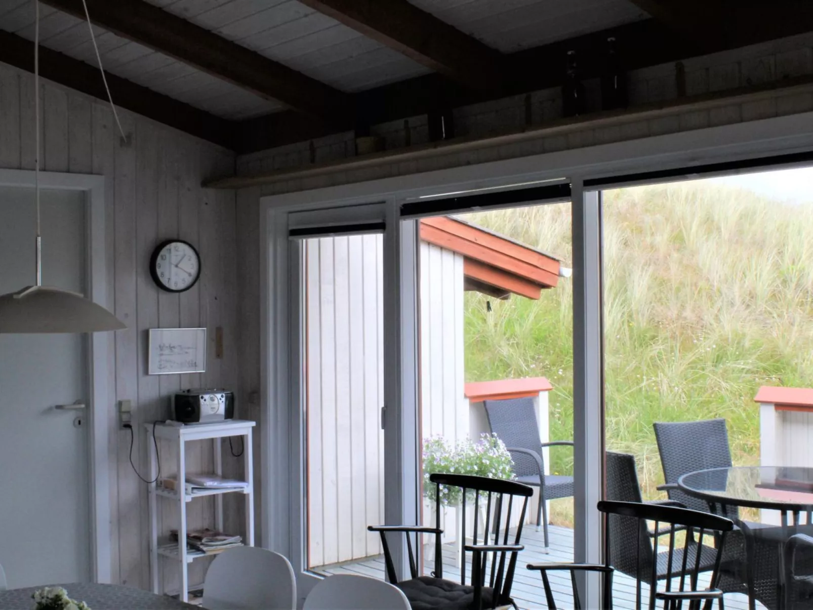 "Jorma" - 250m to the fjord-Outside