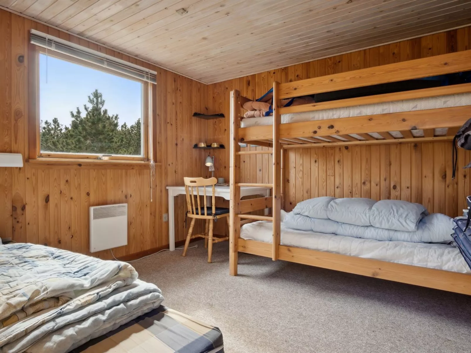 "Vappu" - 400m to the fjord-Dedans