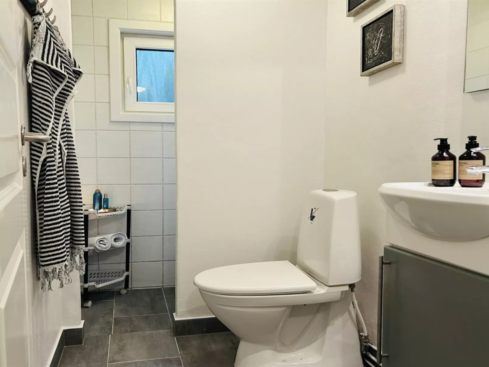 "Kalevi" - 900m from the sea-Drinnen