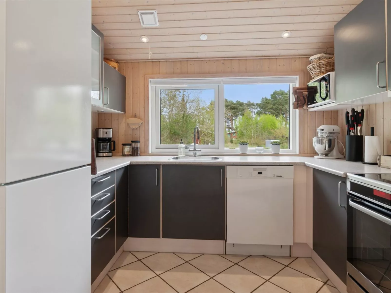 "Bergulv" - 75m from the sea-Dedans