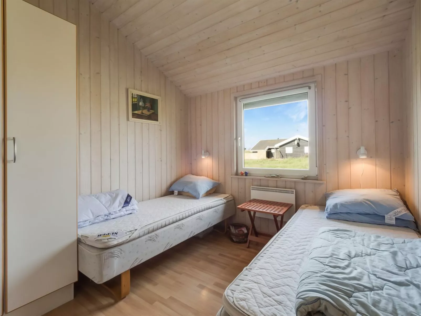 "Suometar" - 400m from the sea-Inside