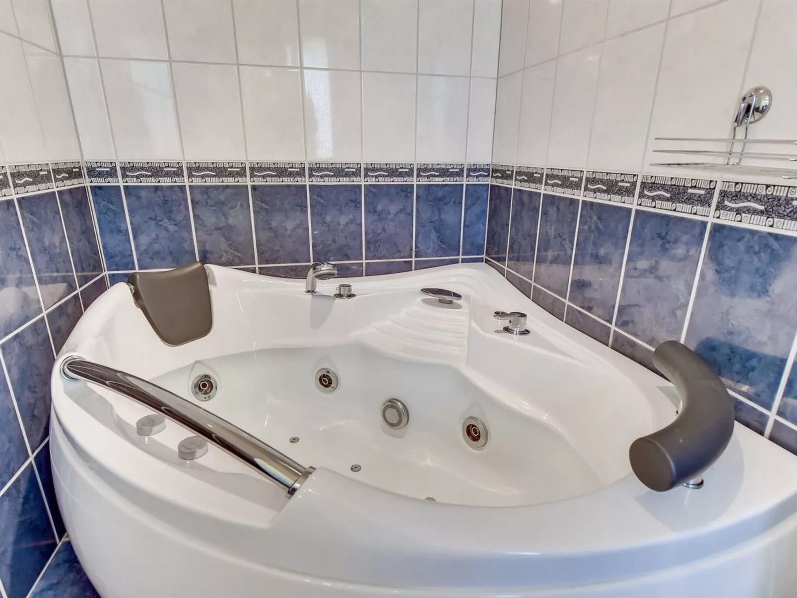 "Tydkil" - 300m to the fjord-Inside