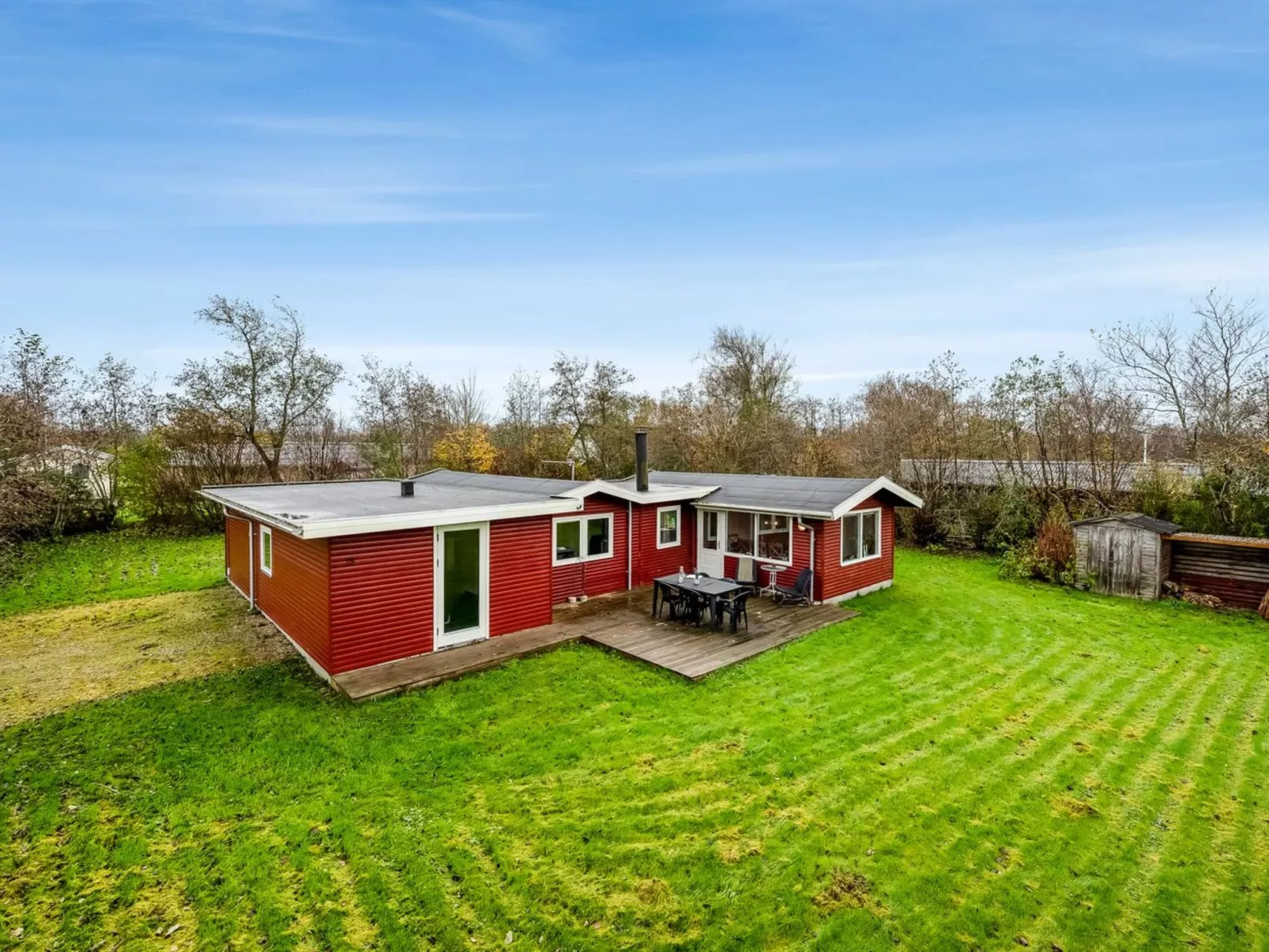 "Scarlet" - 400m to the fjord-Dehors