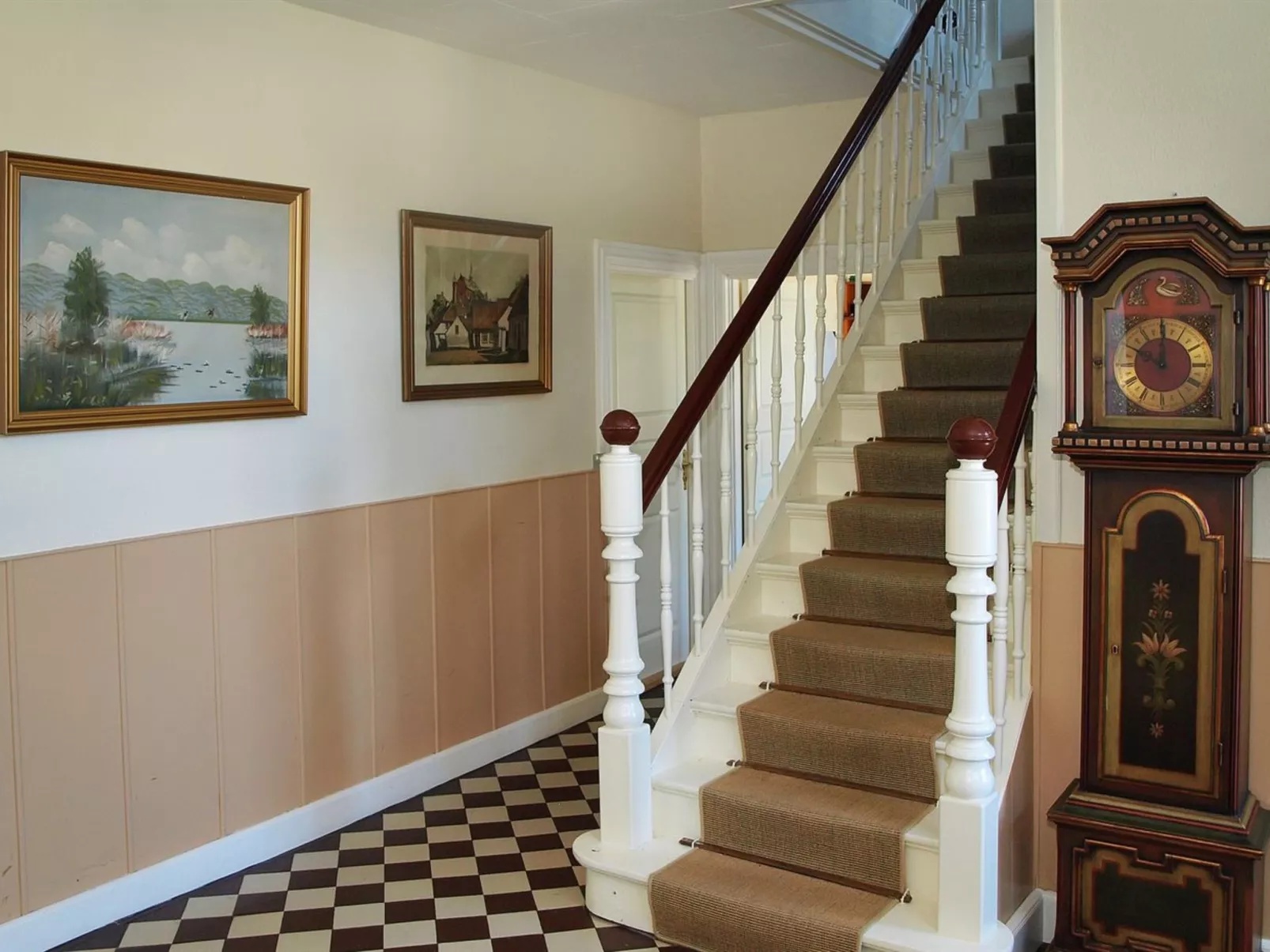 "Thia" - 4km to the fjord-Dedans