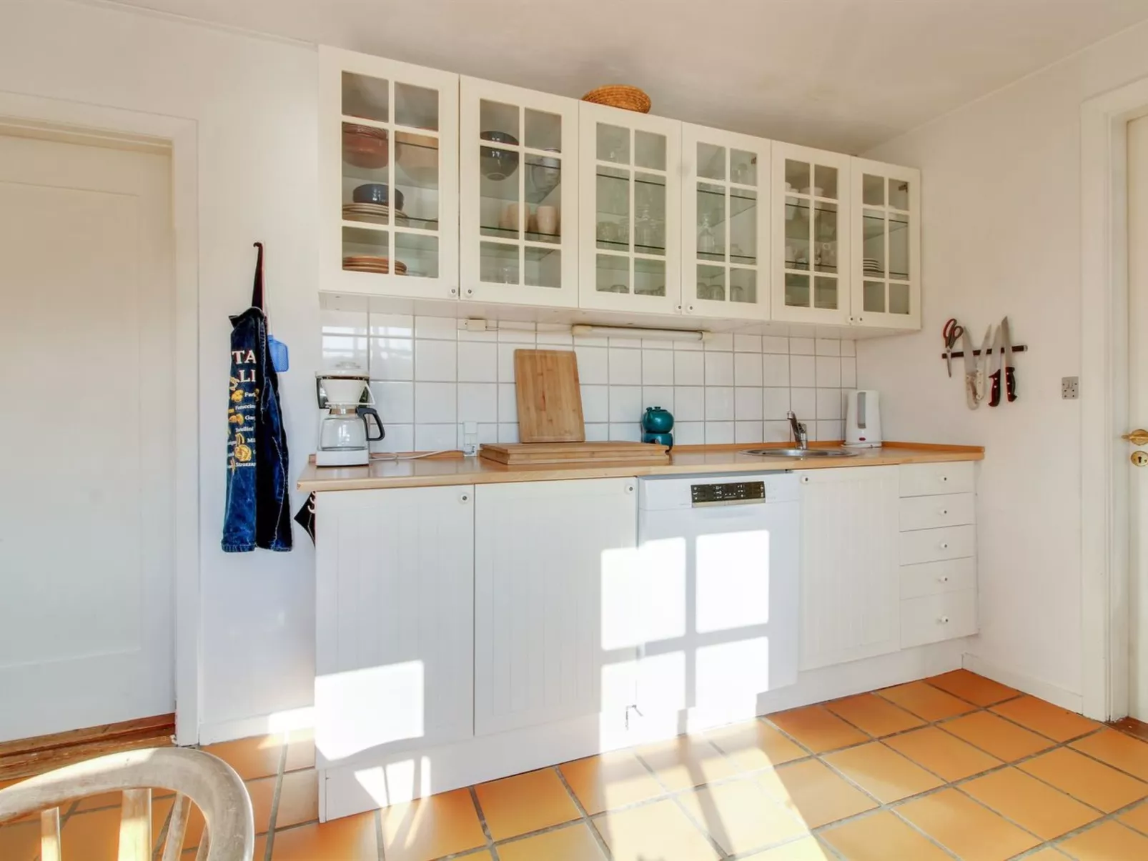 "Gudwer" - 300m from the sea-Inside