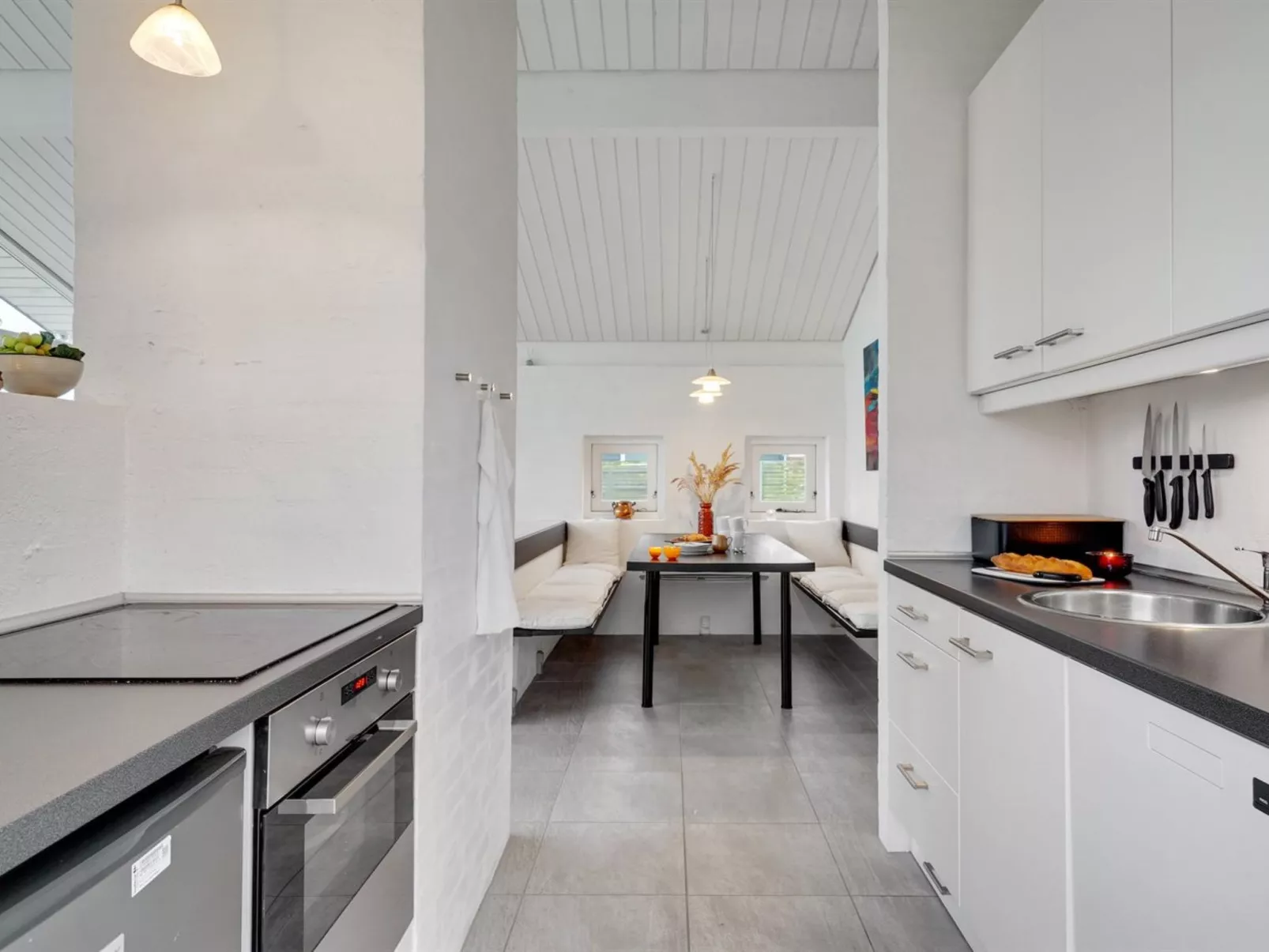 "Gundborg" - 100m from the sea-Drinnen