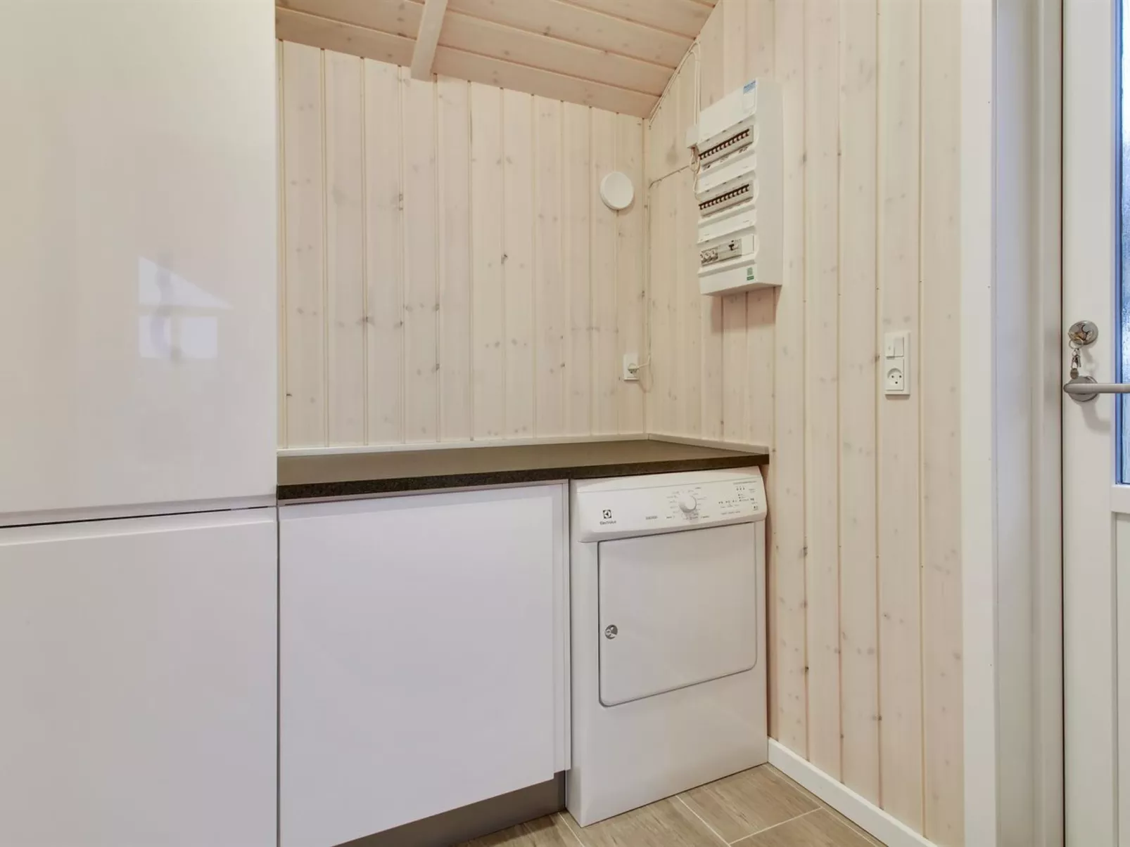 "Gertrude" - 1.1km to the fjord-Inside