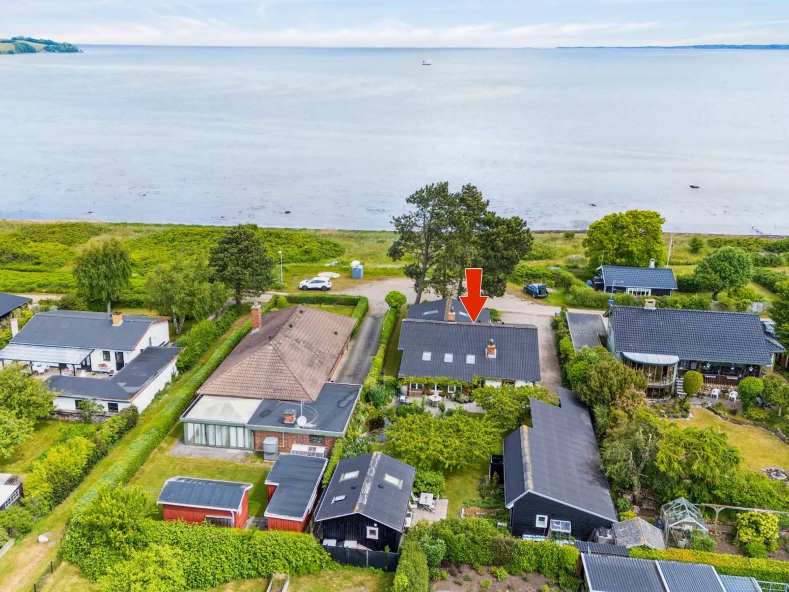 "Varma" - 25m from the sea-Draußen