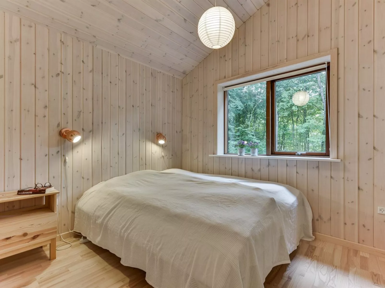 "Nelie" - 40km from the sea-Inside