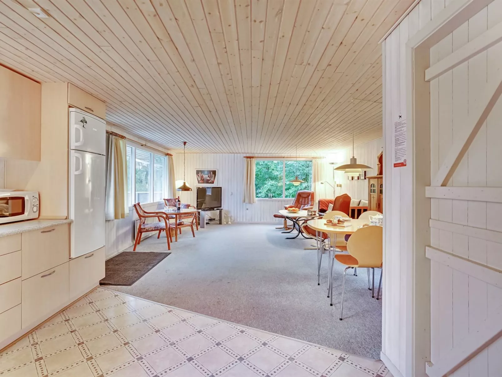 "Leny" - 450m to the fjord-Dedans