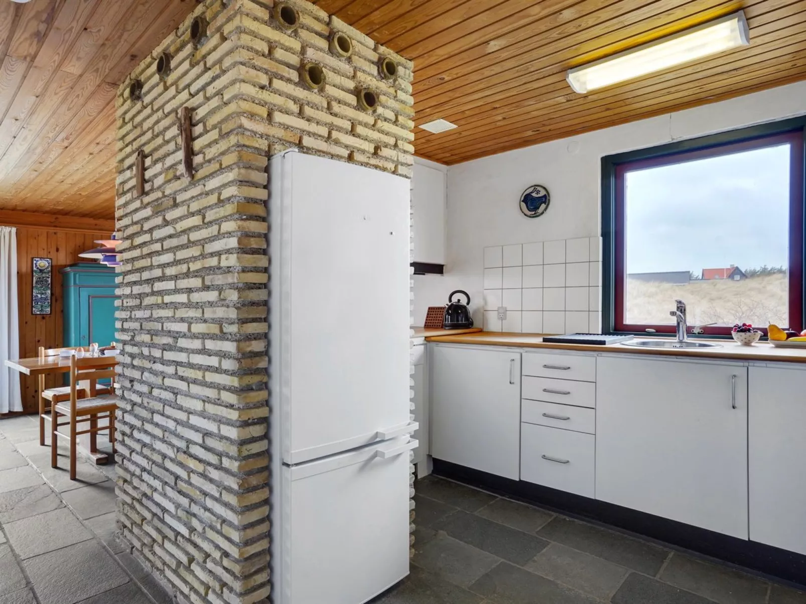 "Thorid" - 200m from the sea-Inside