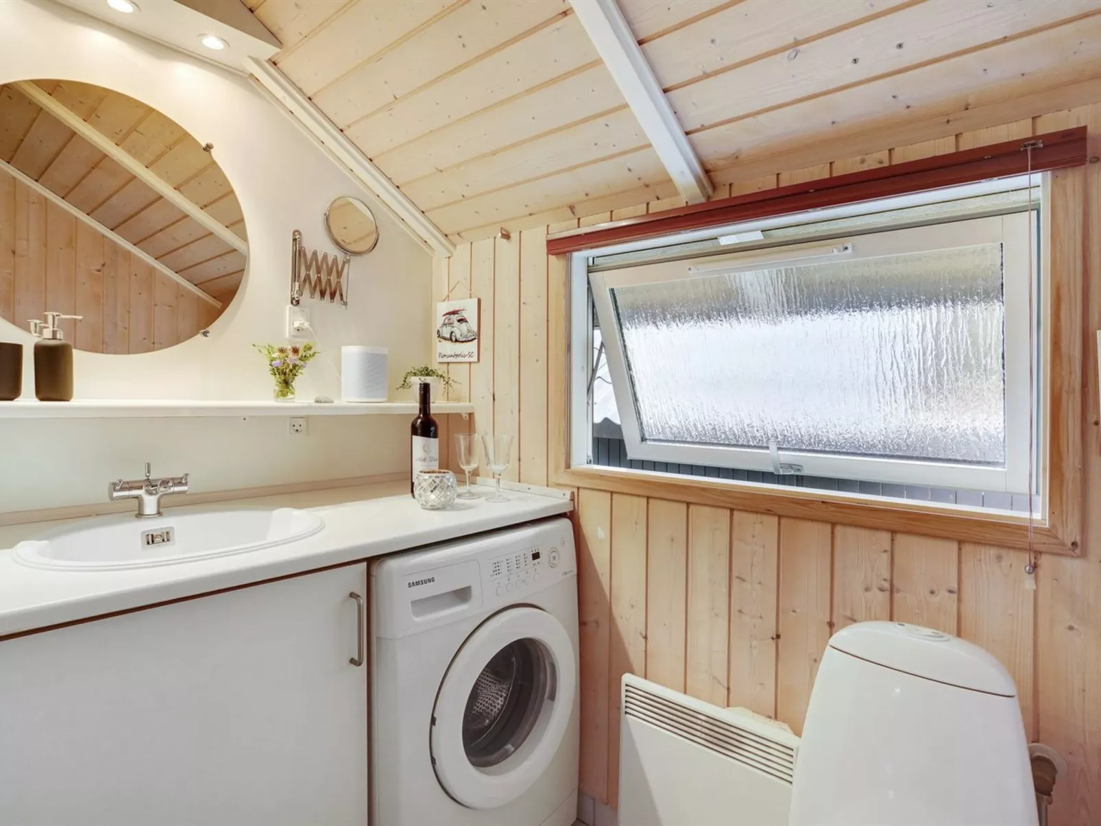 "Varpu" - 1.6km from the sea-Drinnen