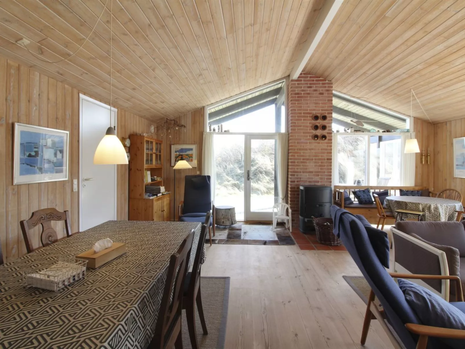 "Thenna" - 200m from the sea-Inside