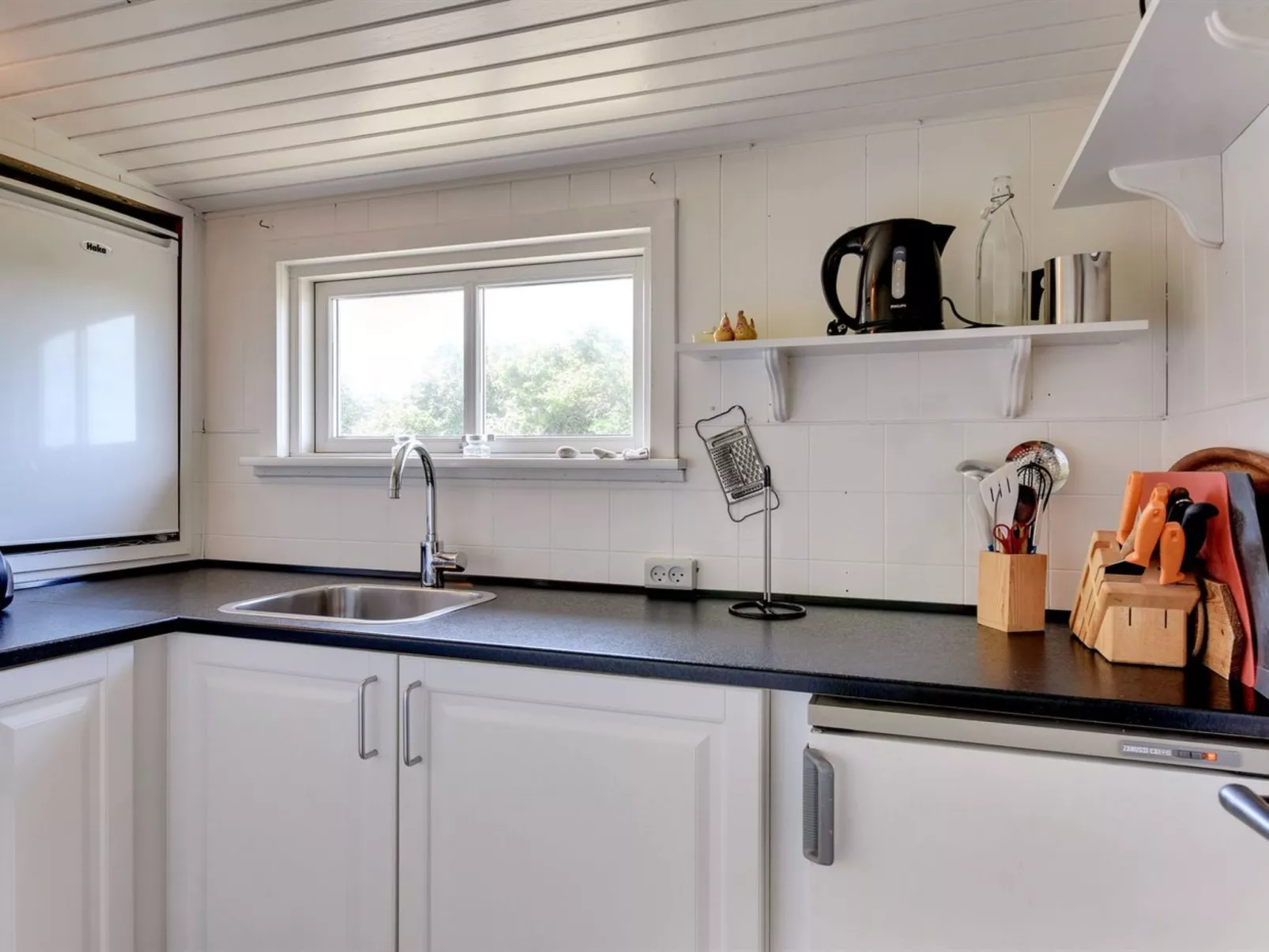 "Anik" - 100m from the sea-Inside