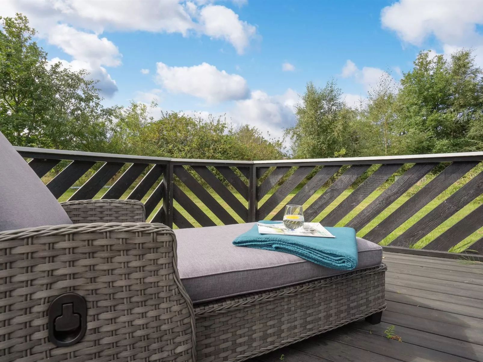 "Hagbard" - 2.6km from the sea-Dehors