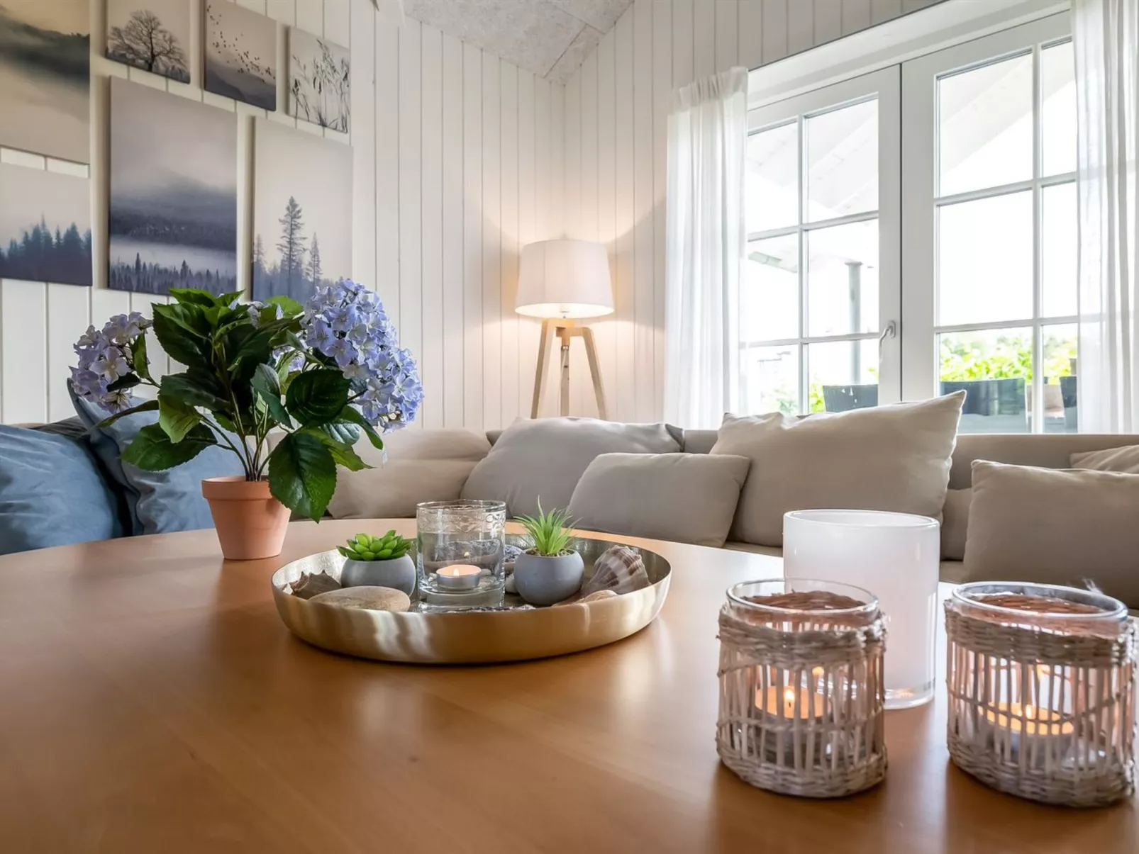 "Bryngeir" - 750m from the sea-Inside