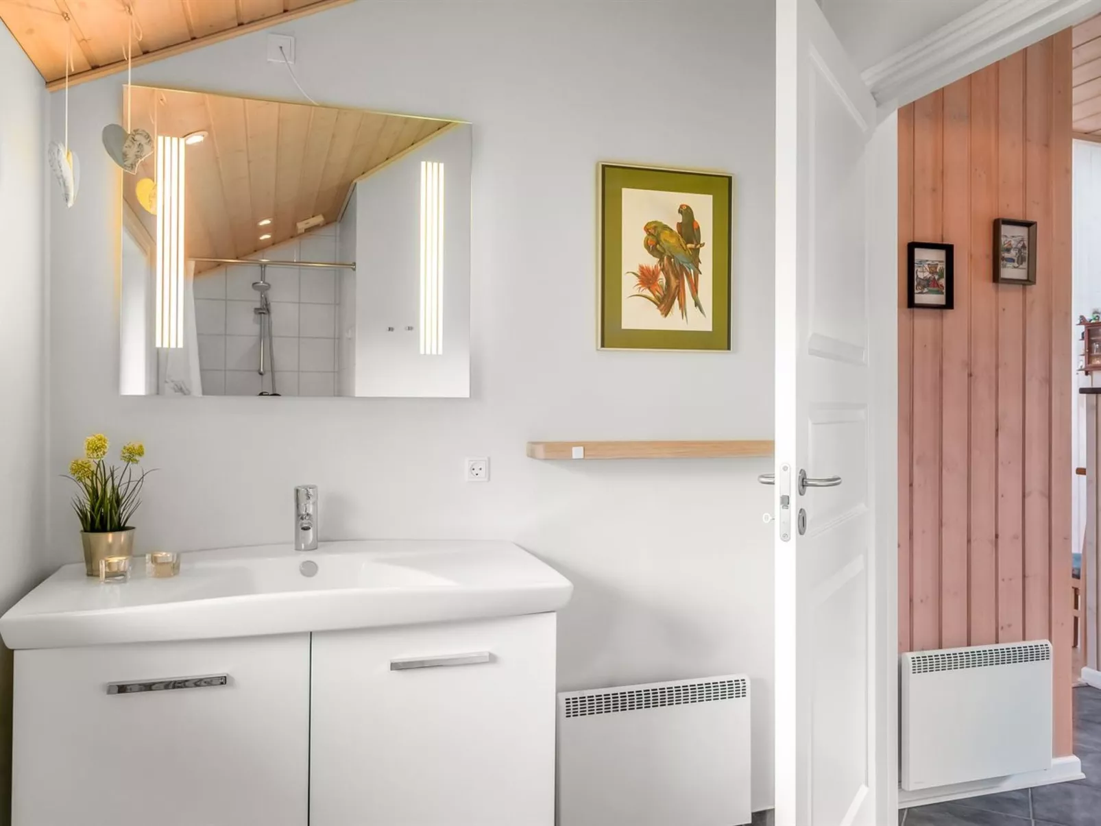 "Lillemor" - 800m to the fjord-Dedans