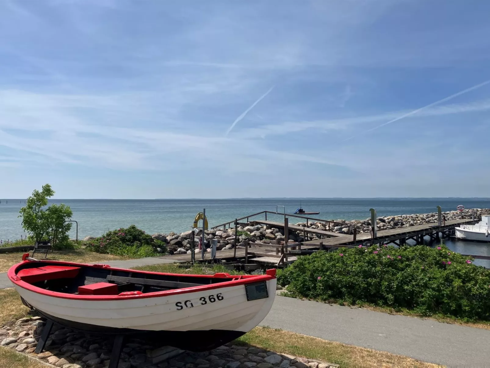 "Merete" - 50m from the sea-Outside