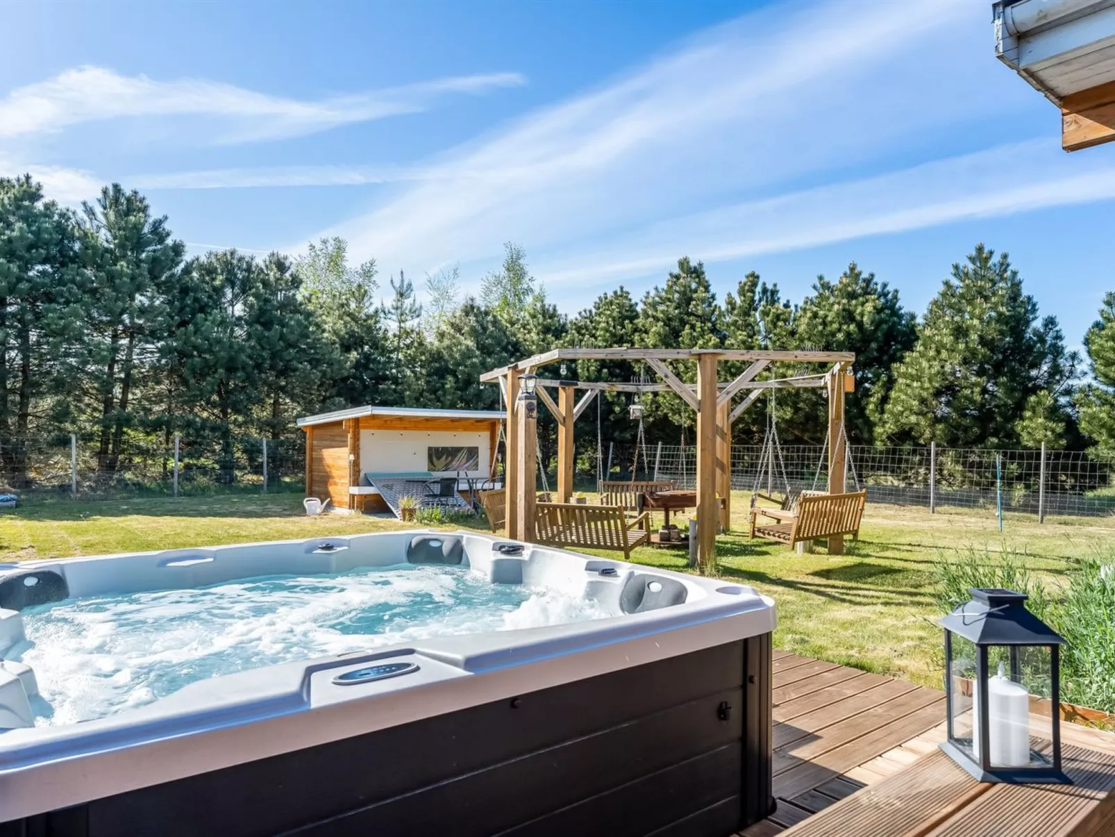 "Vicktoria" - 1.5km from the sea-Inside