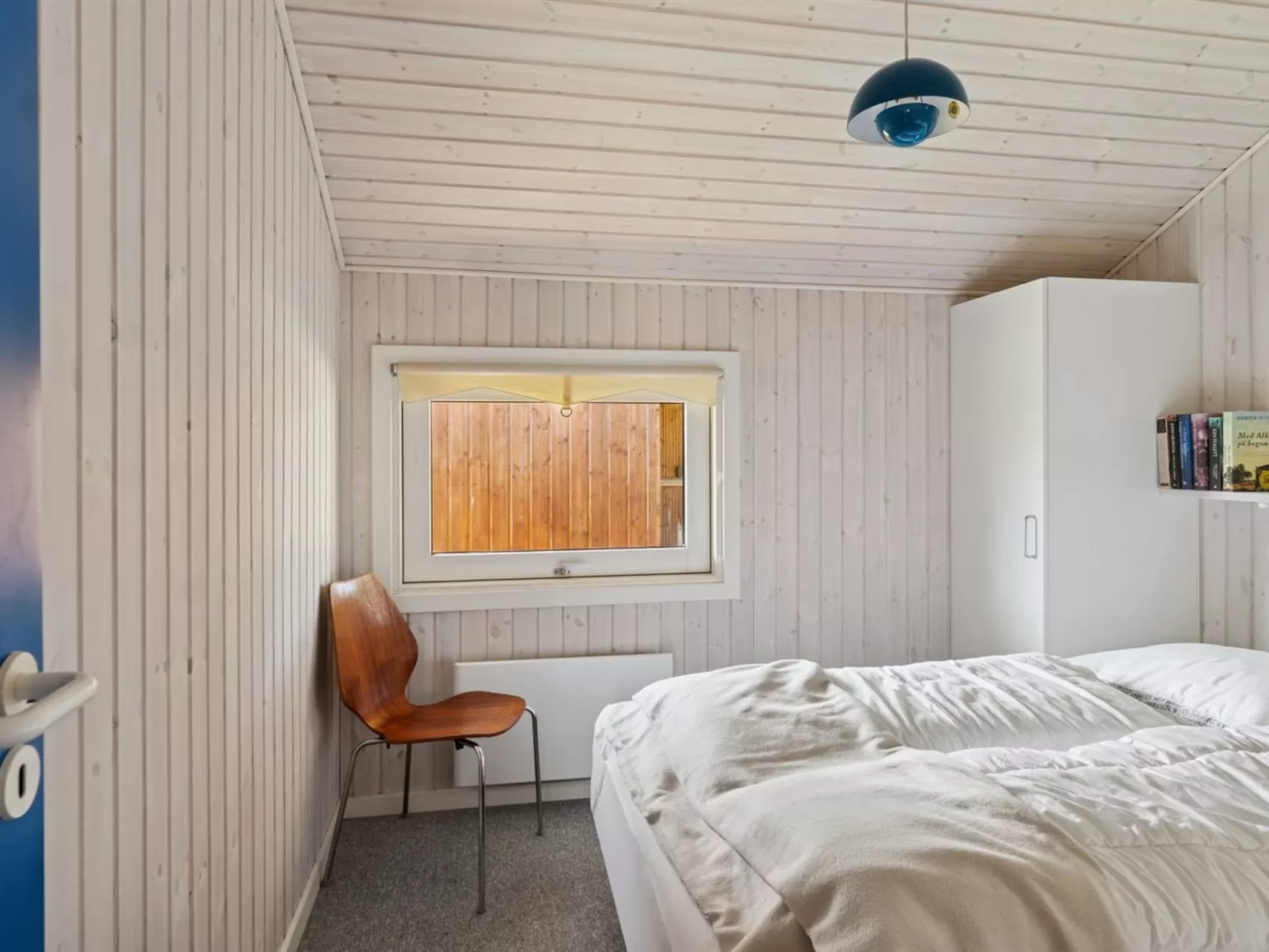 "Thrym" - 200m from the sea-Inside