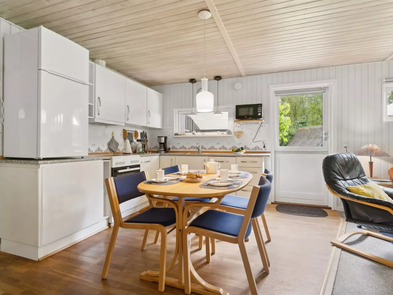 "Alkmar" -  from the sea-Inside