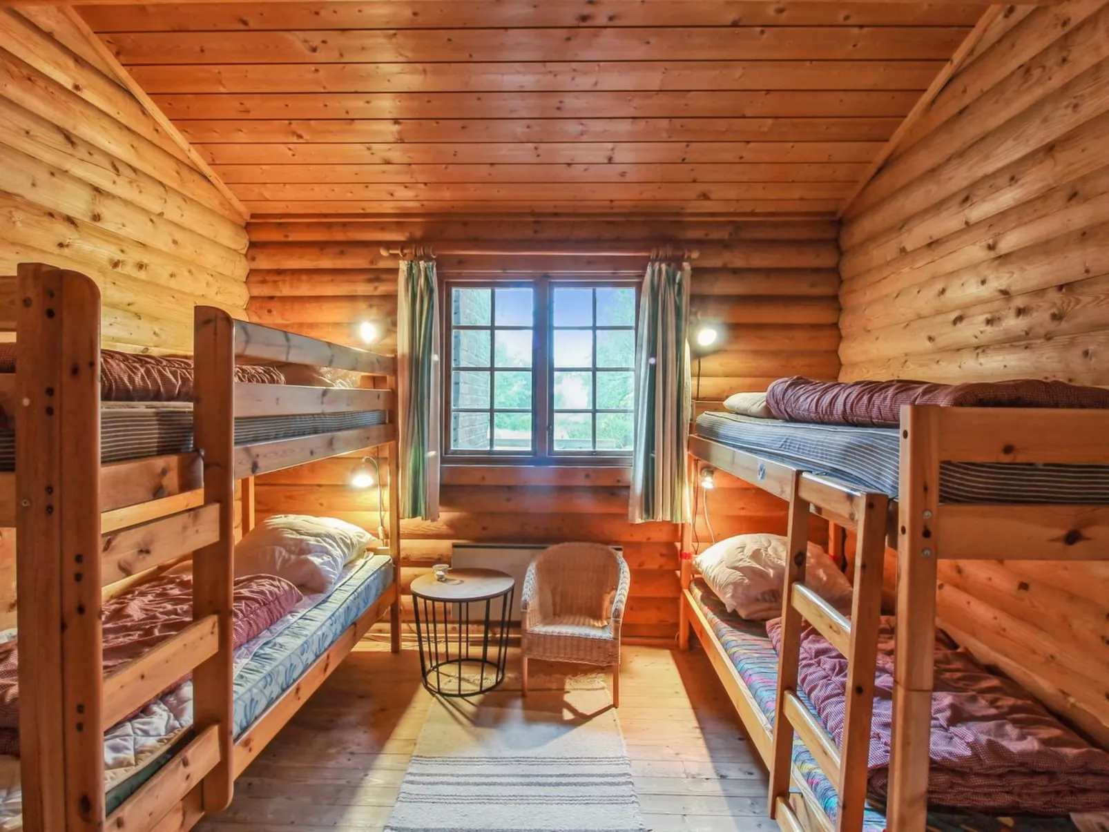 "Peadda" - 900m from the sea-Drinnen