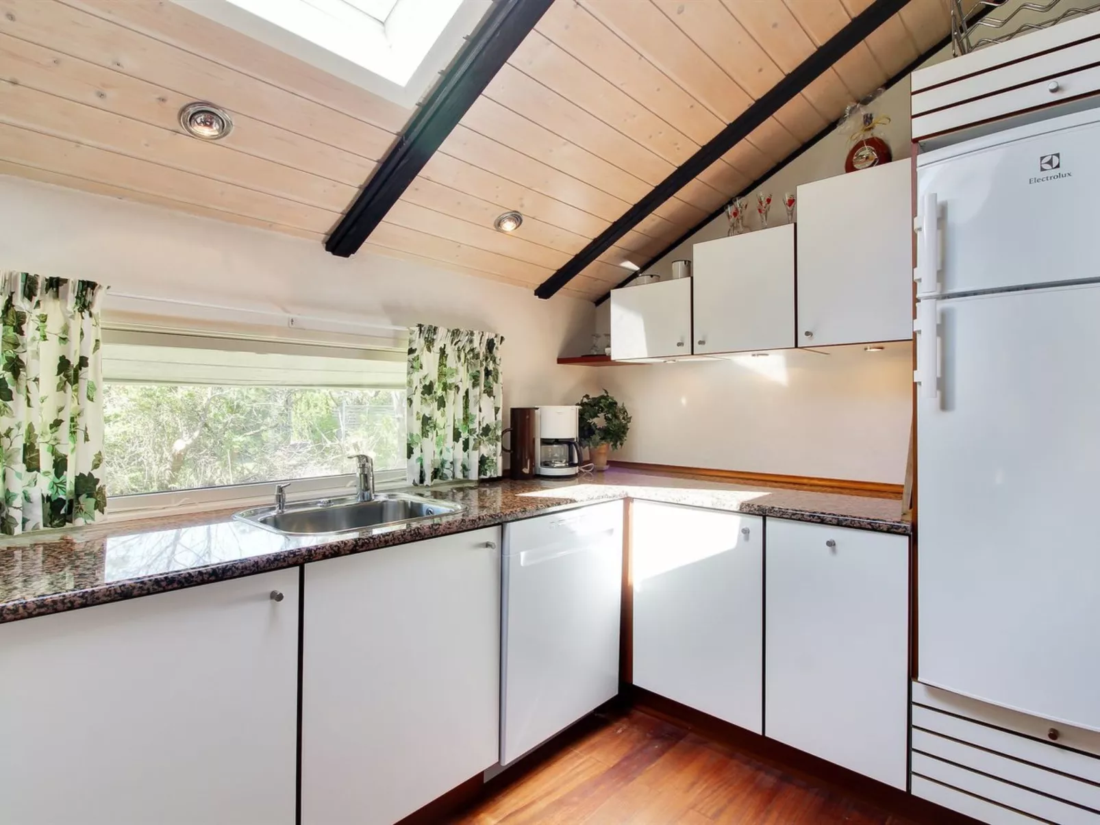 "Alban" - 700m from the sea-Inside