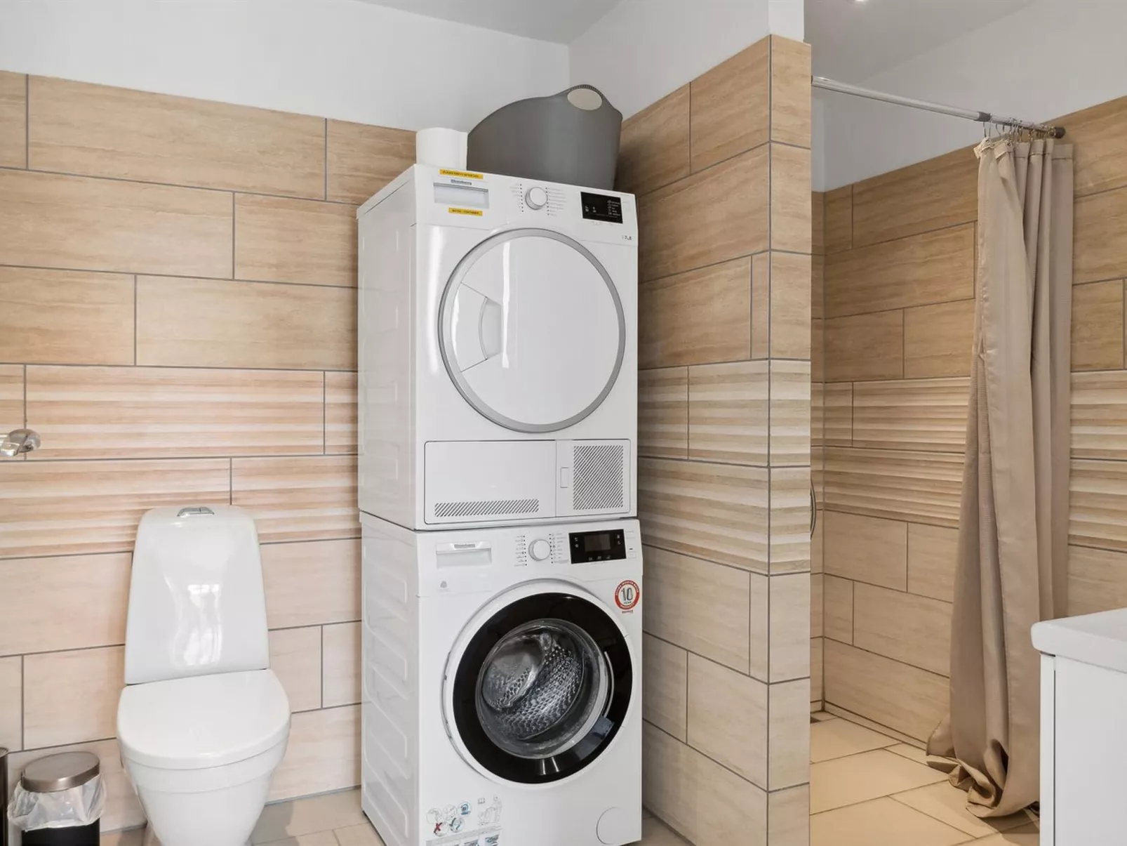 "Ronia" - 900m from the sea-Drinnen