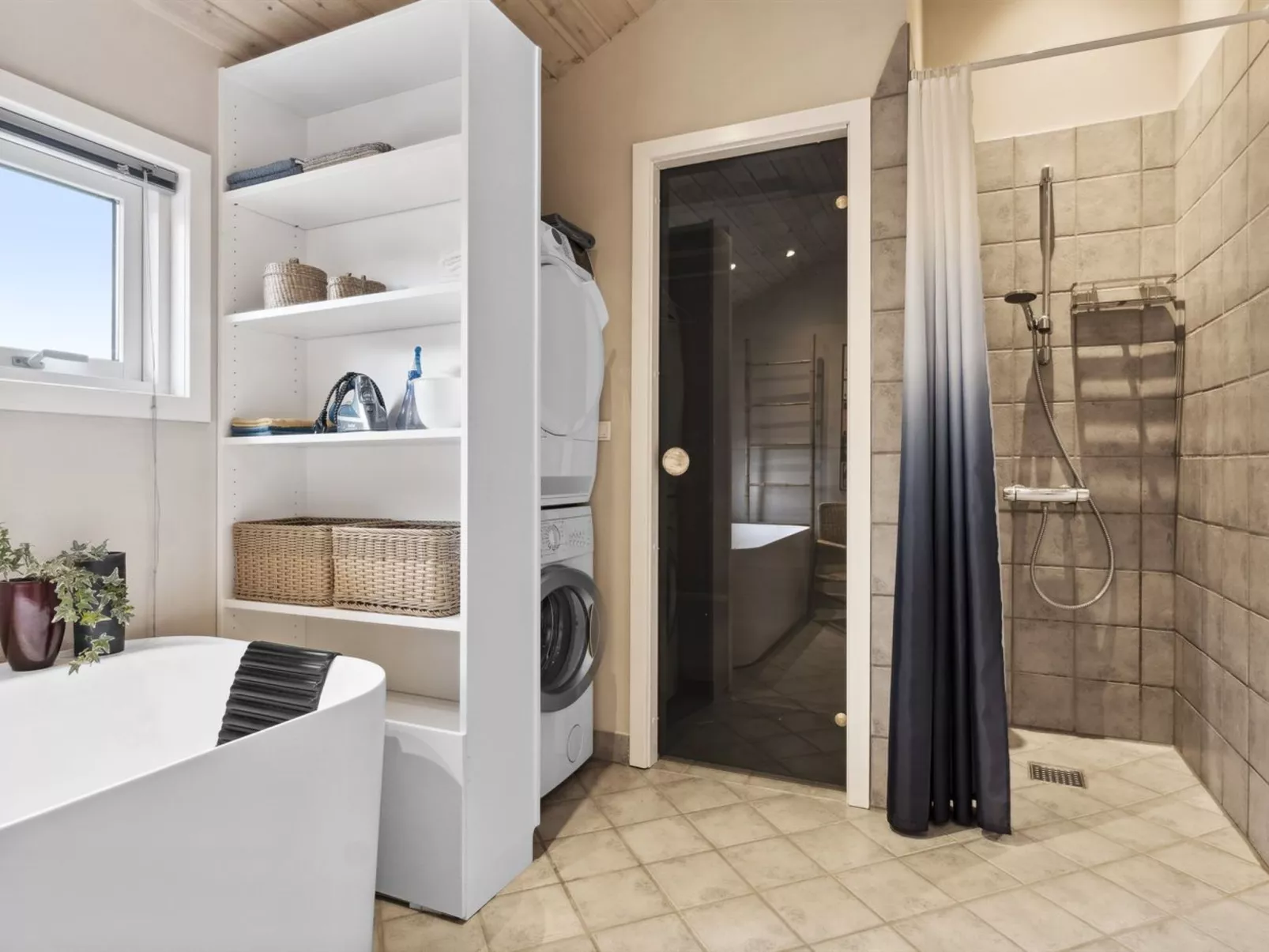 "Bruni" - 400m from the sea-Inside