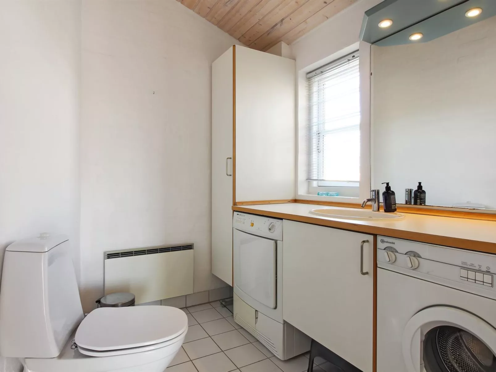 "Nille" - 100m from the sea-Inside