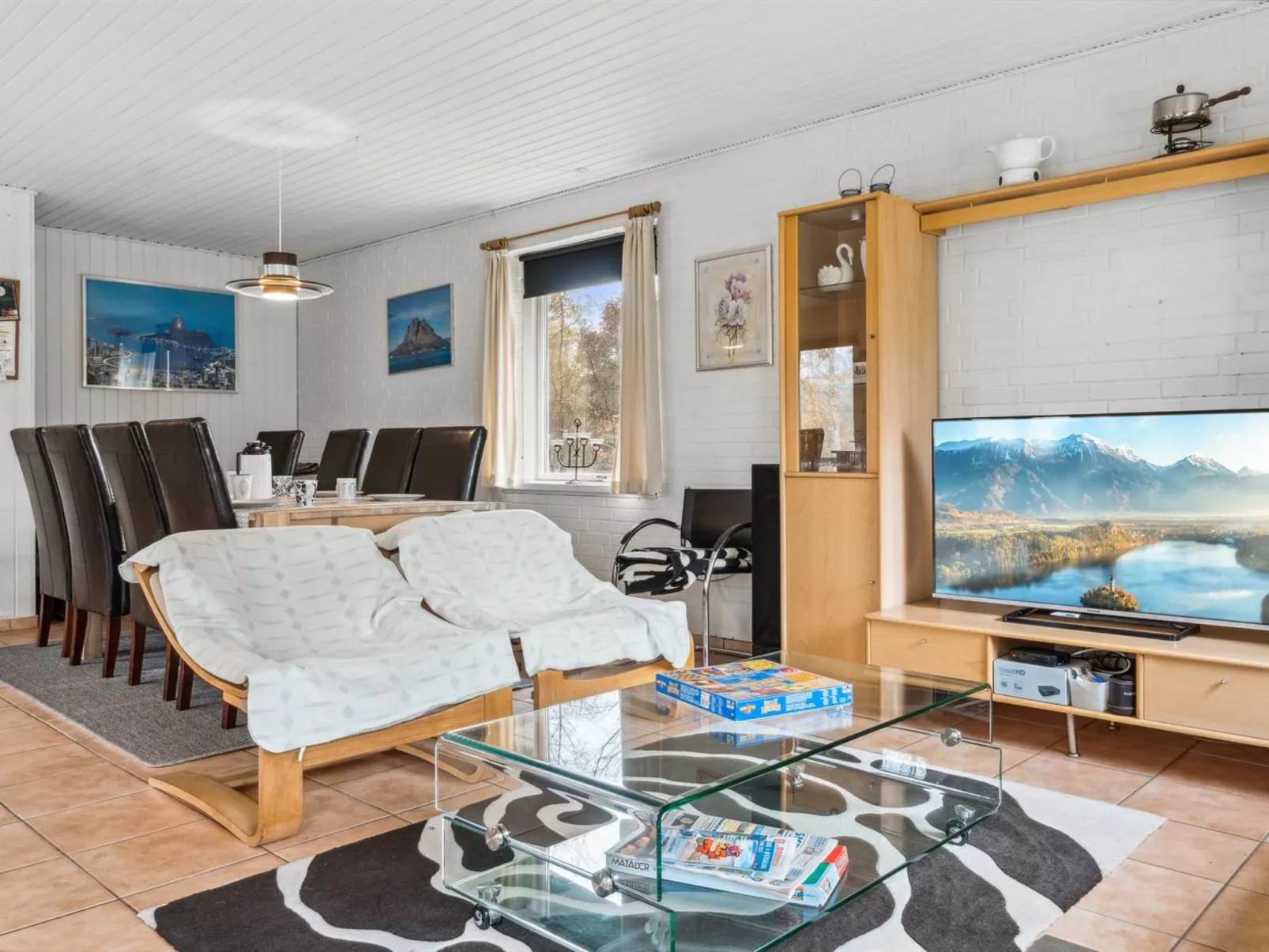 "Patrik" - 200m to the fjord-Inside