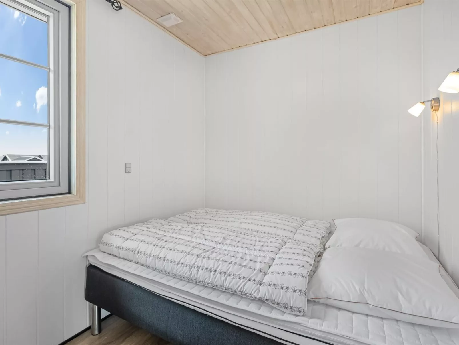 "Signhild" -  from the sea-Inside