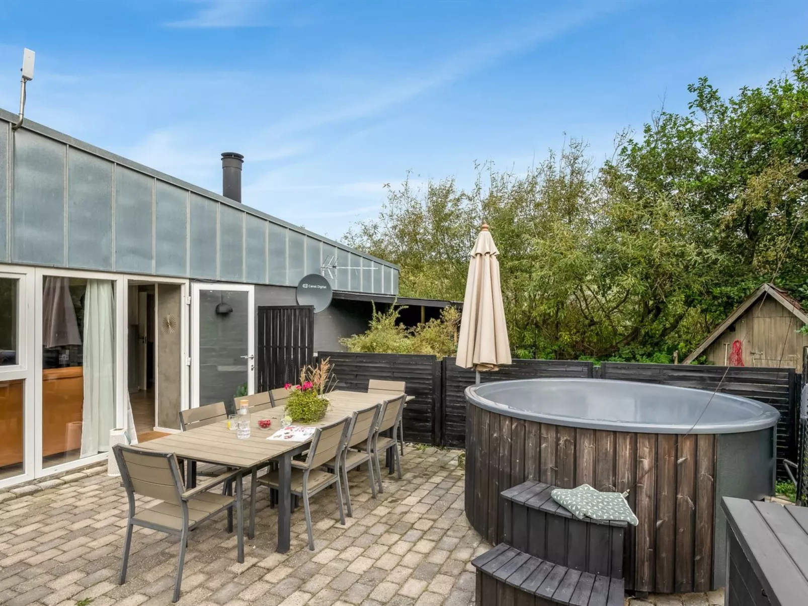 "Jerrit" - 1.4km from the sea-Drinnen