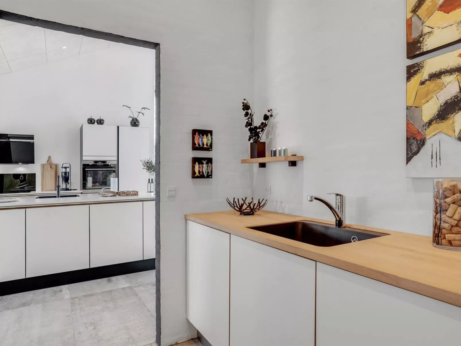 "Aaran" - 700m from the sea-Inside