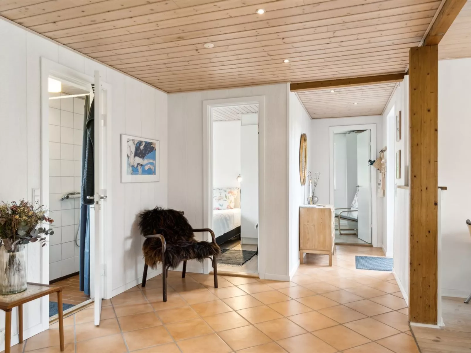 "Lenaya" - 1km from the sea-Inside