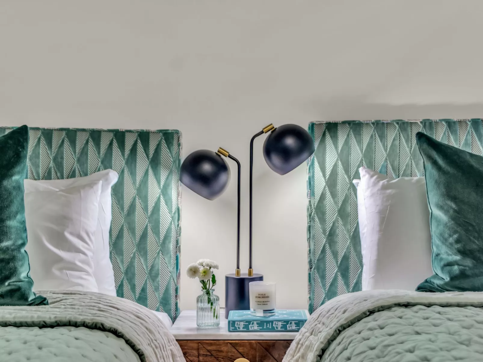 Kensington Lower Studio-Dedans