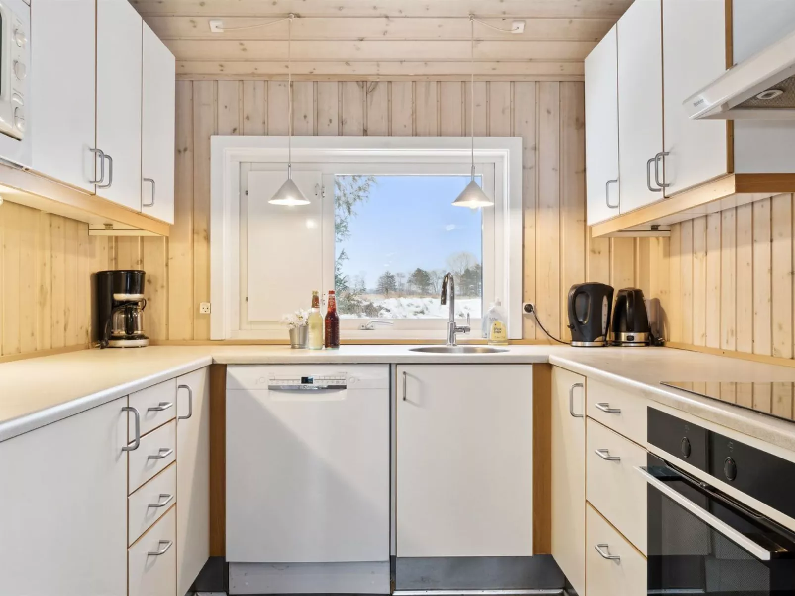 "Fredrike" - 500m from the sea-Drinnen