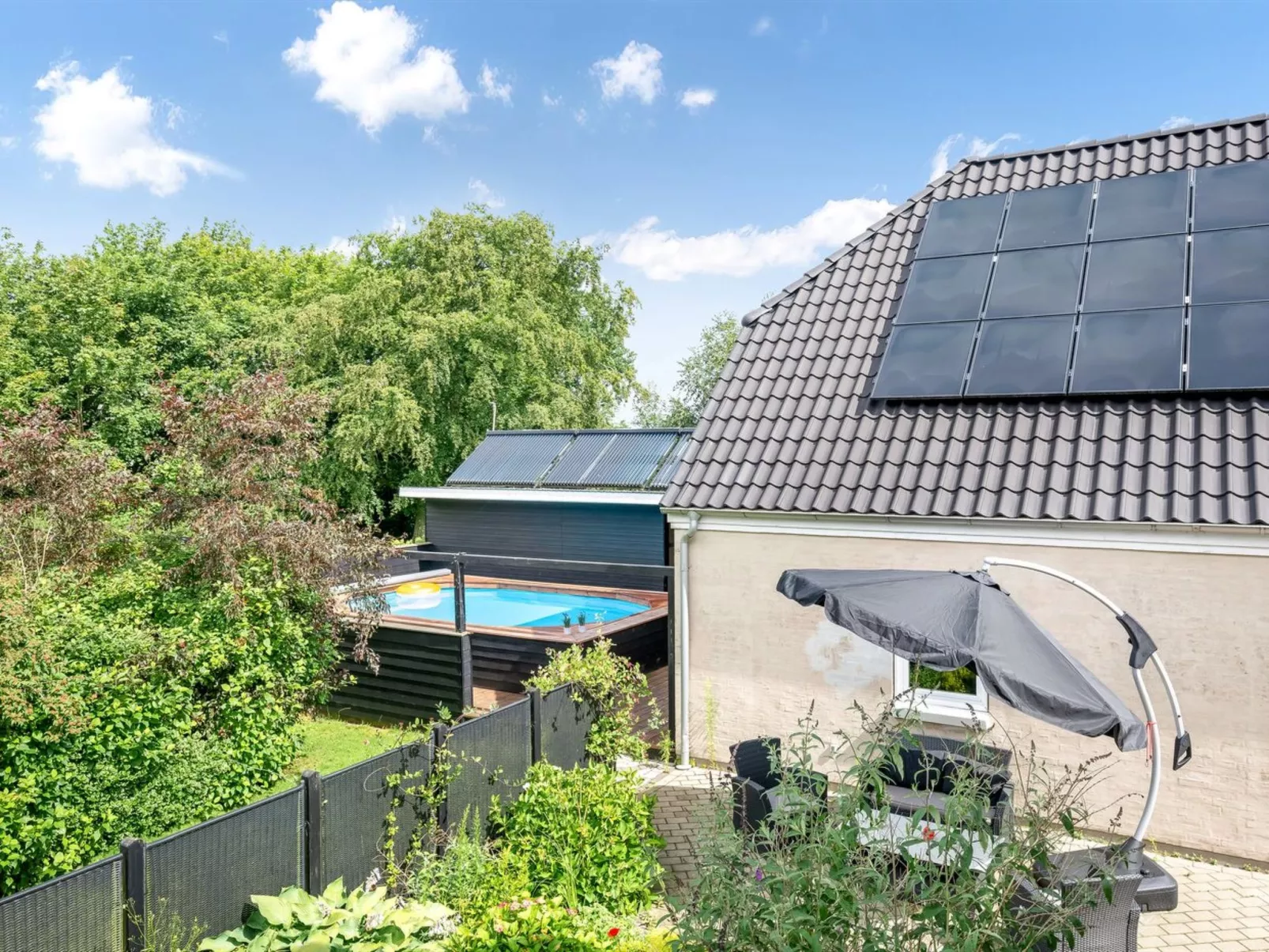 "Amma" - 21km from the sea-Draußen