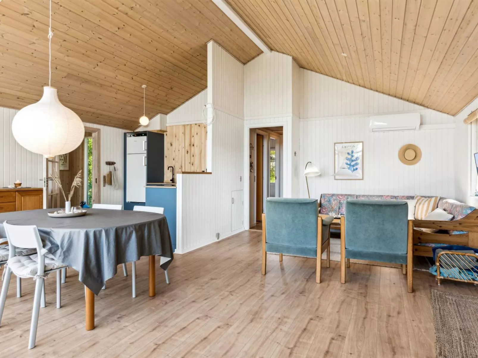 "Anne" - 150m from the sea-Dedans