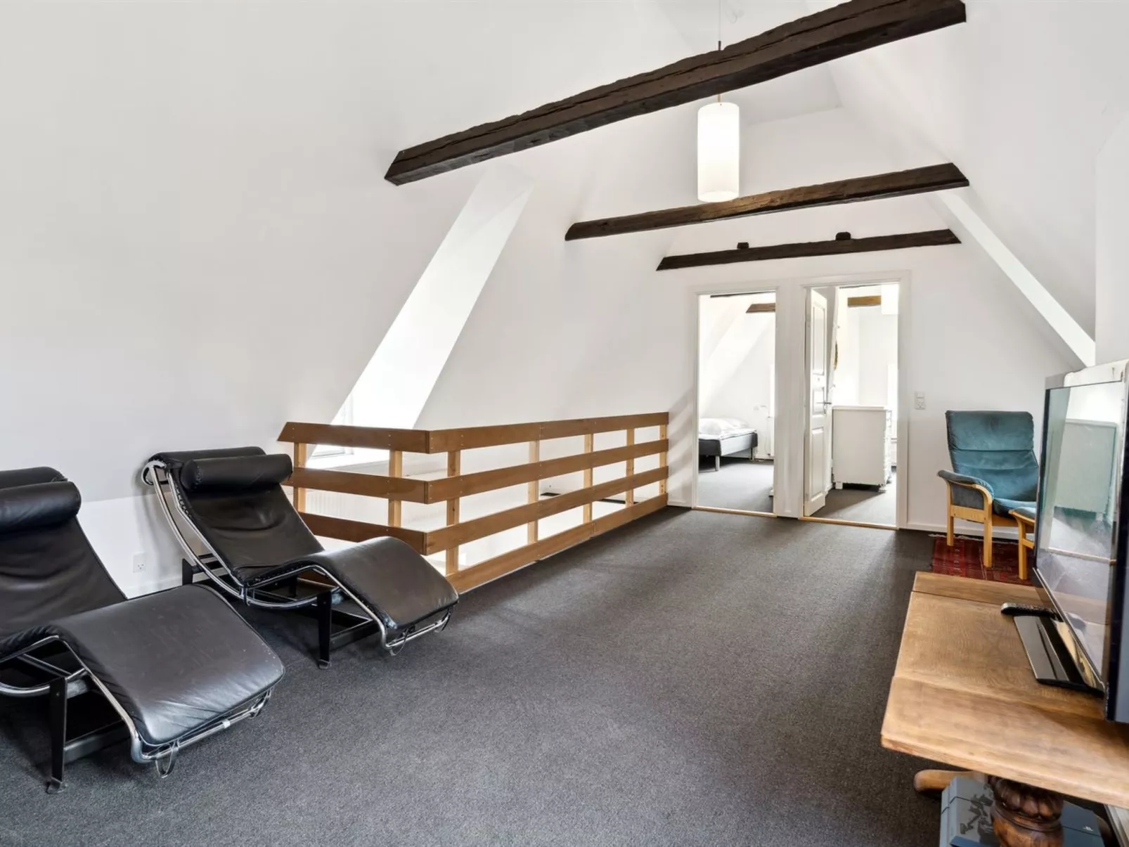 "Ienngelild" - 1km to the fjord-Draußen