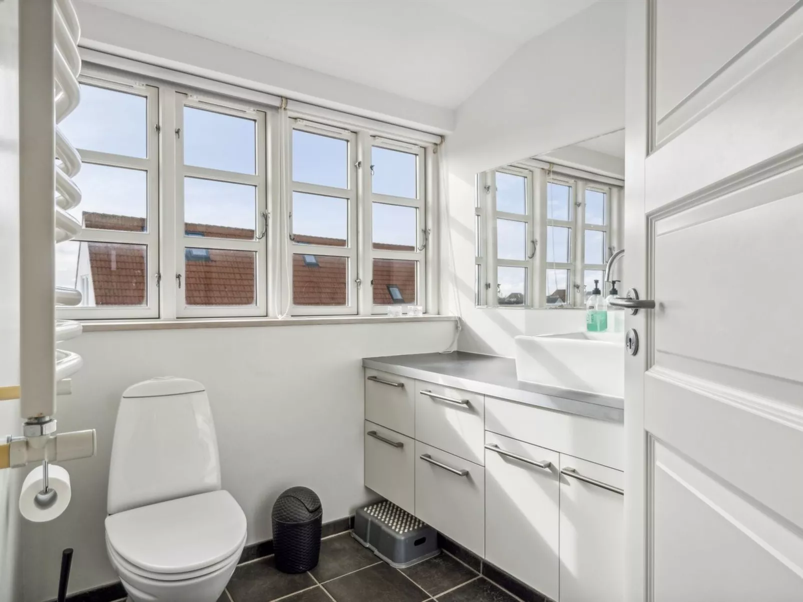 "Birtir" - 200m from the sea-Inside