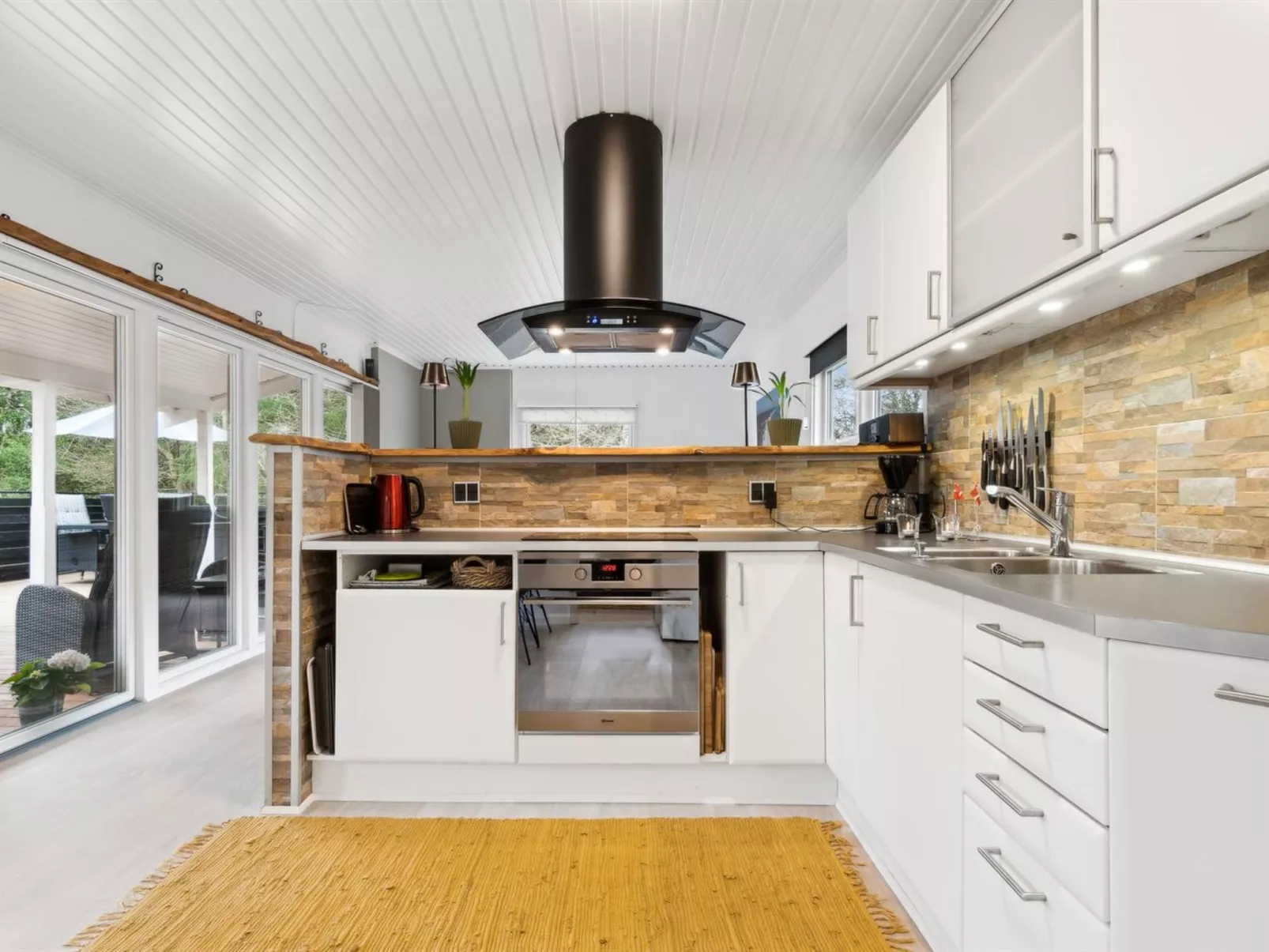 "Betti" - 700m from the sea-Dedans