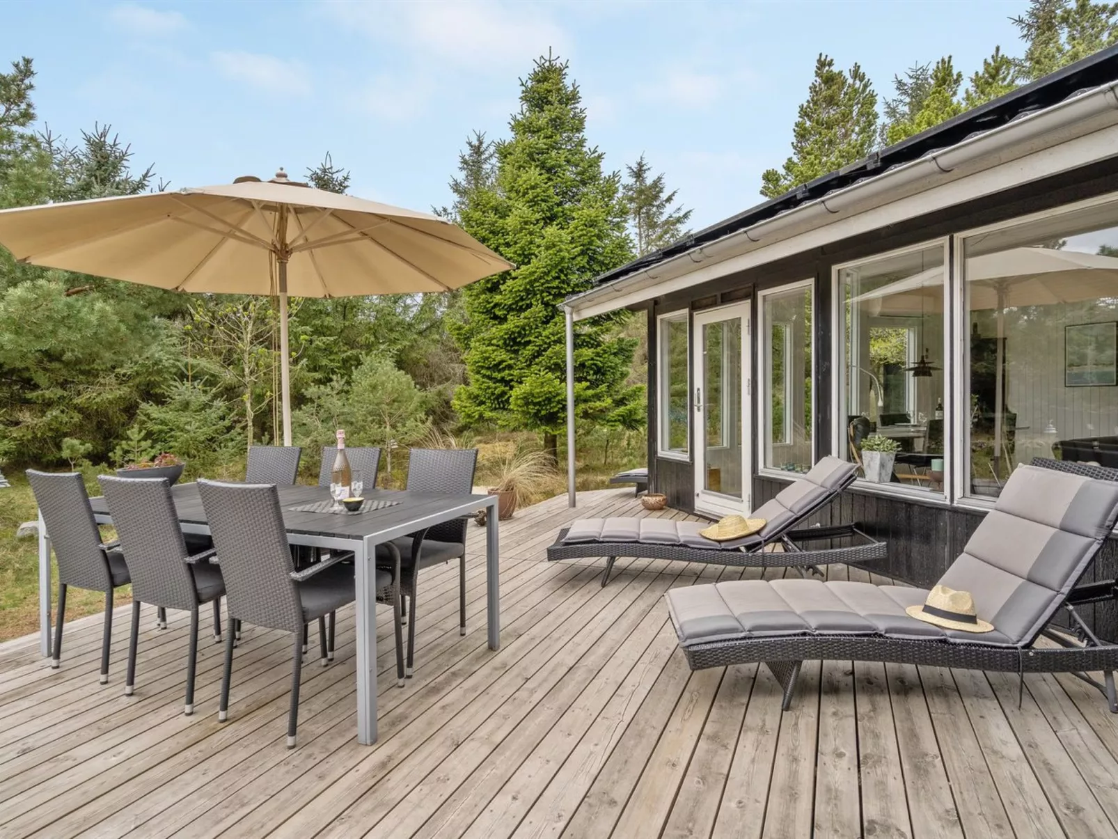 "Taneli" - 2.2km from the sea-Outside